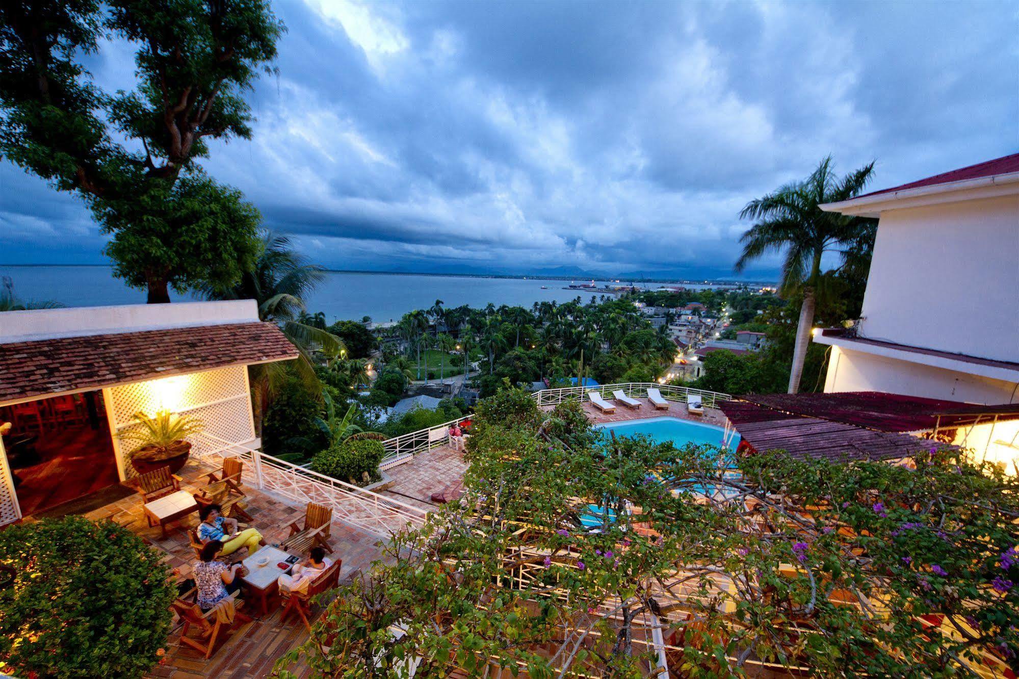 Hotel Mont Joli แคป-ไฮเซียน ภายนอก รูปภาพ